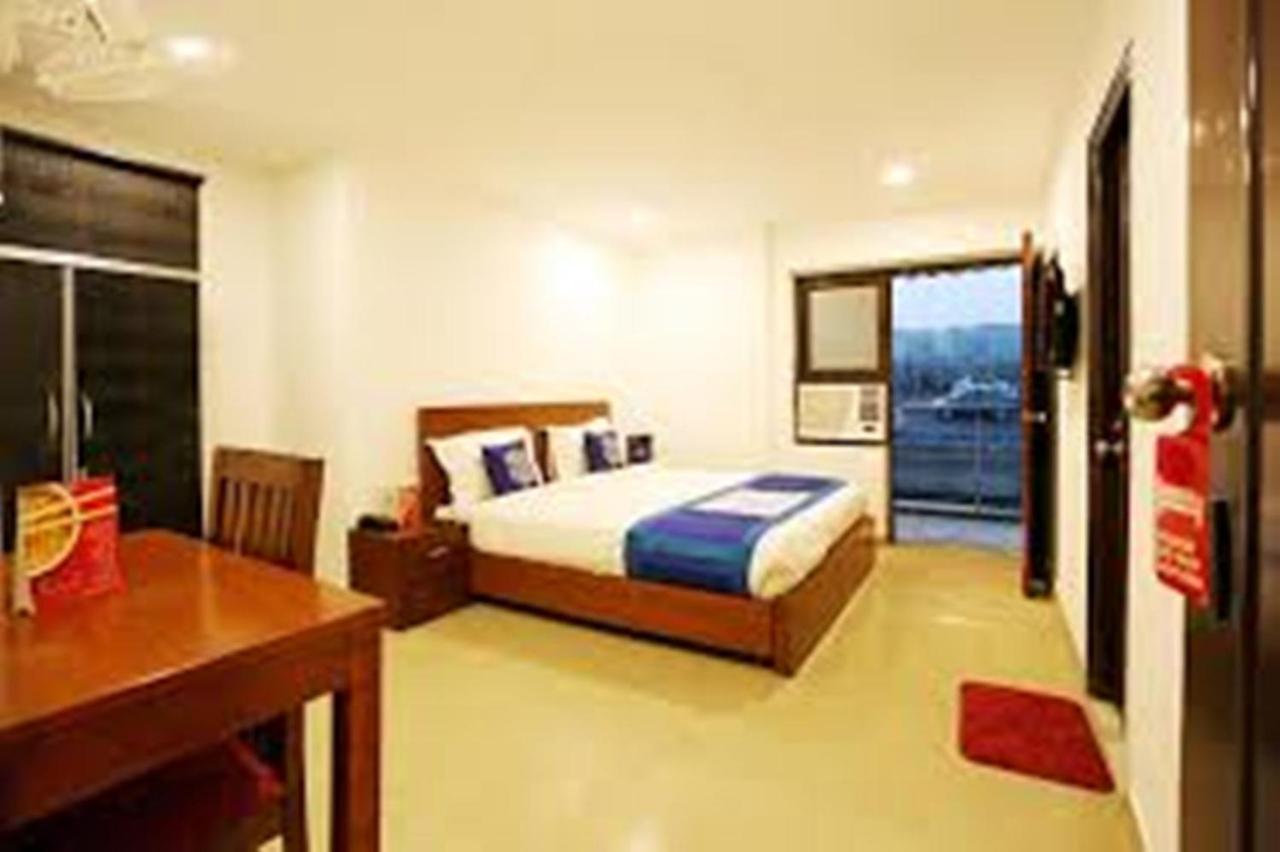 Hotel Star Light New Delhi Exterior photo