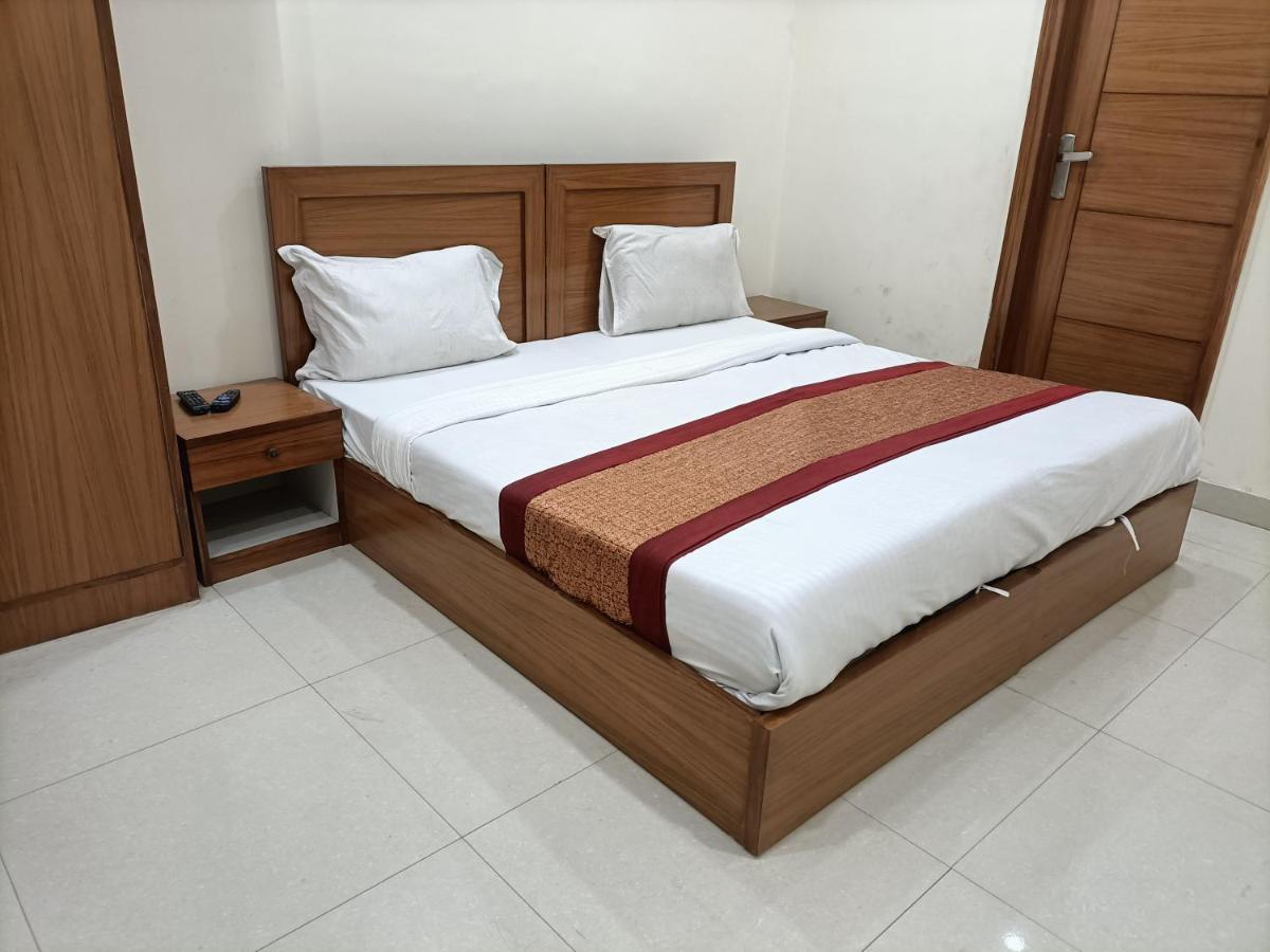 Hotel Star Light New Delhi Exterior photo